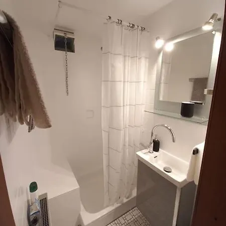 Helgas No 2 Apartment